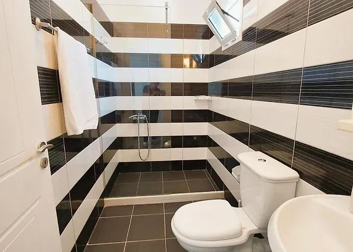 Beleri House Himare