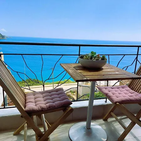 Pensionat Beleri House 3*