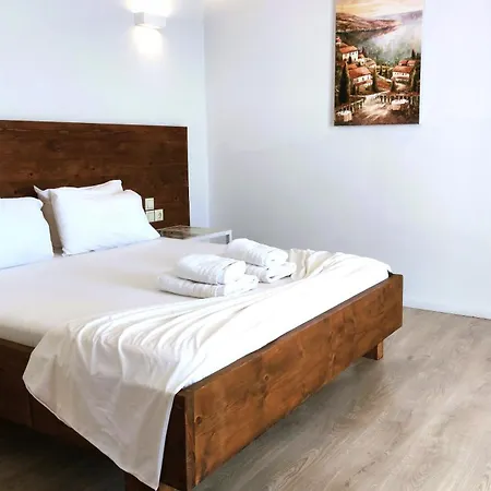 Pensionat Beleri House Himare